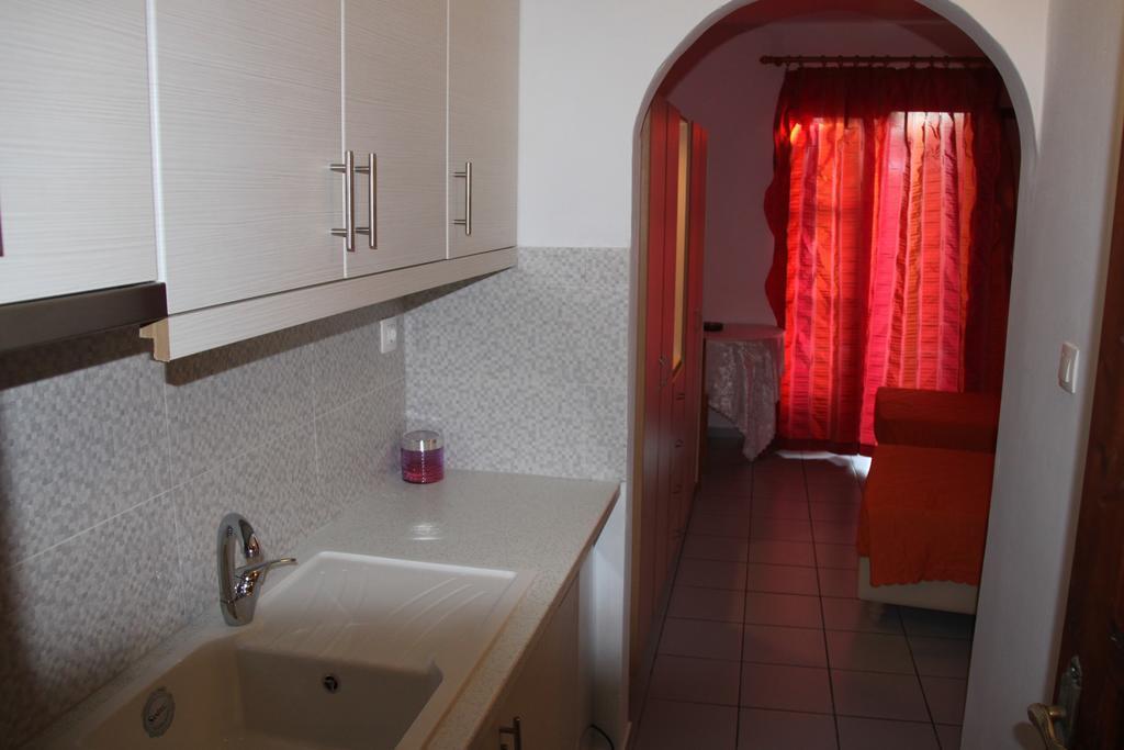 Vaya Zorba Studios Skiathos Town Bagian luar foto