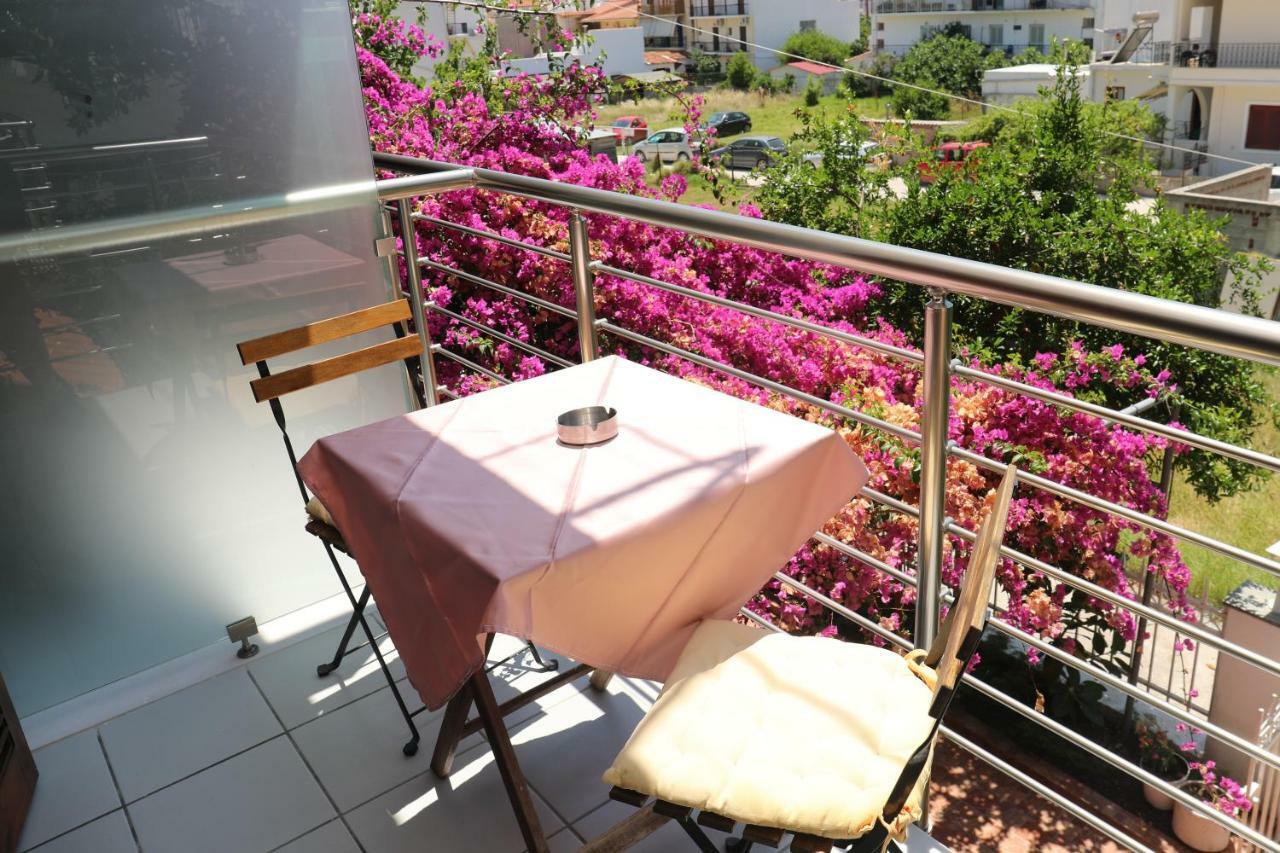 Vaya Zorba Studios Skiathos Town Bagian luar foto